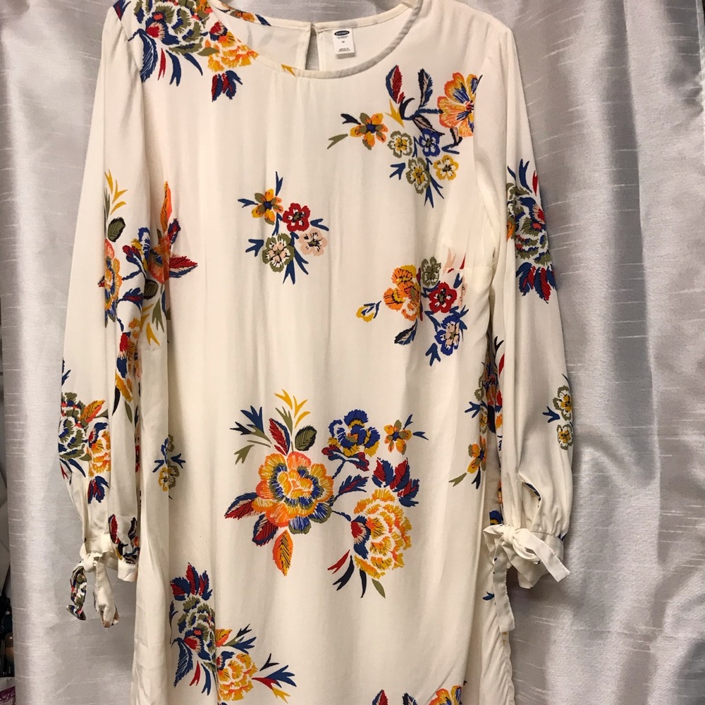 4 different pattered dresses.